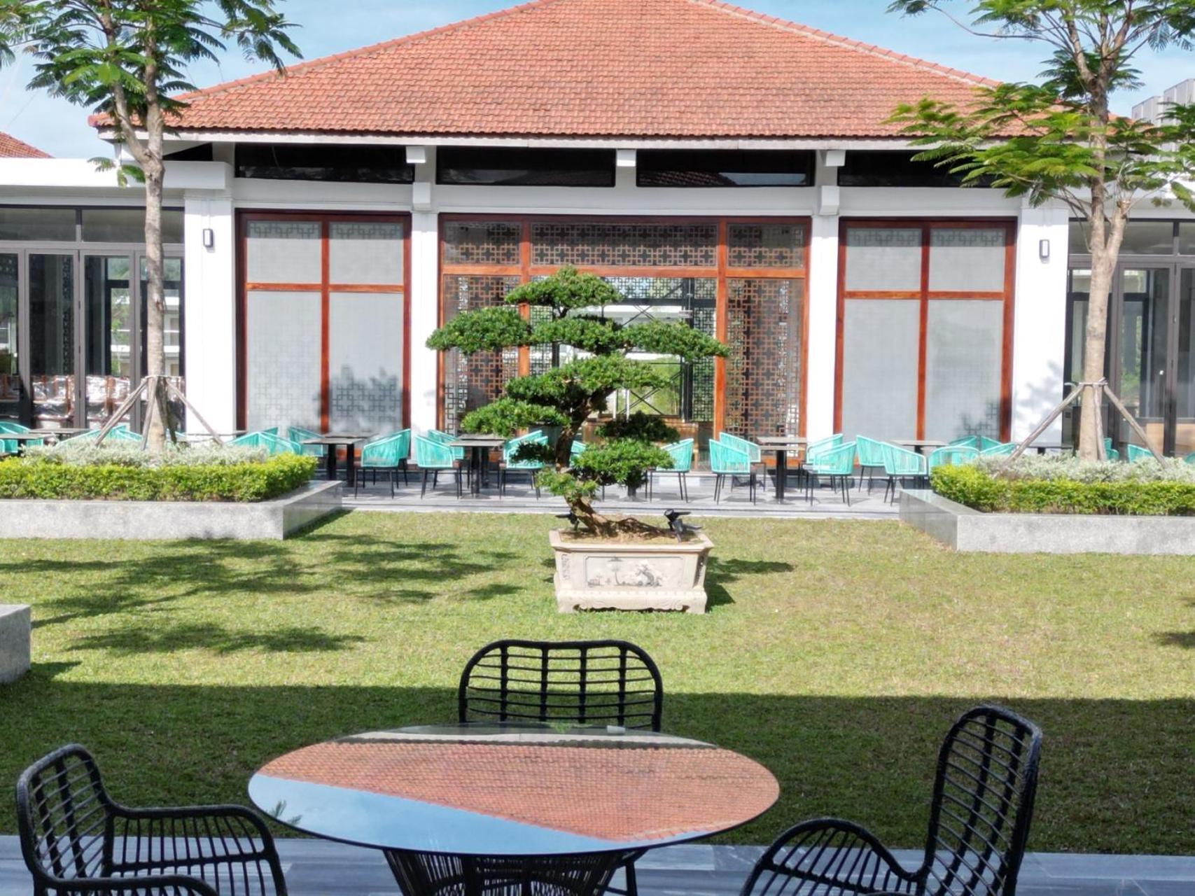 Sbh Gloria Hue Hotel Bagian luar foto