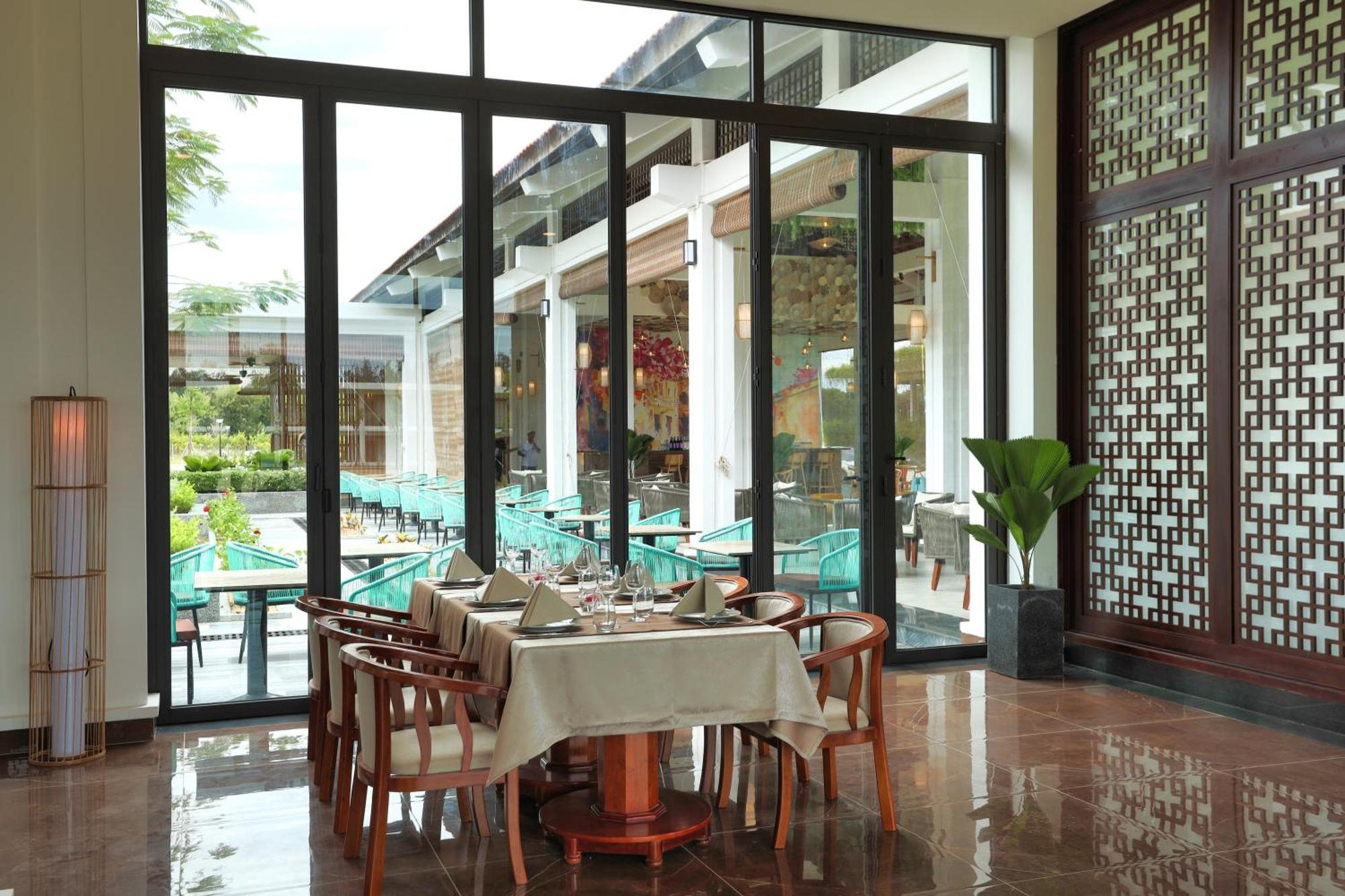 Sbh Gloria Hue Hotel Bagian luar foto