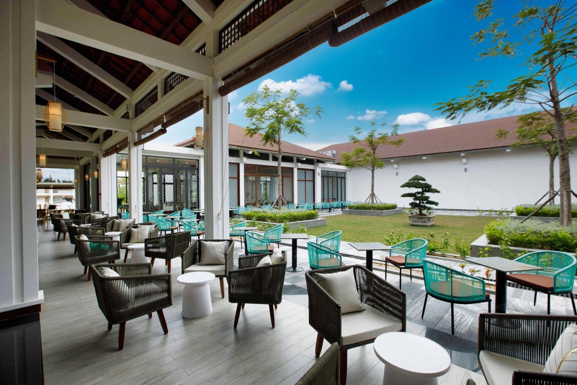 Sbh Gloria Hue Hotel Bagian luar foto